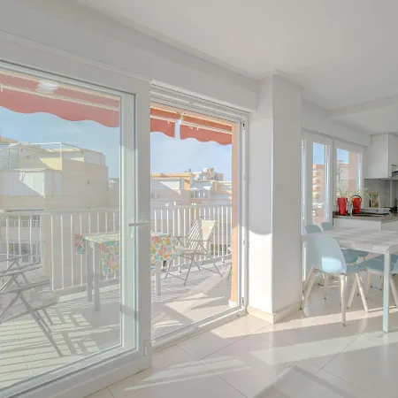 Attractive In In Beachfront Lejlighed El Campello